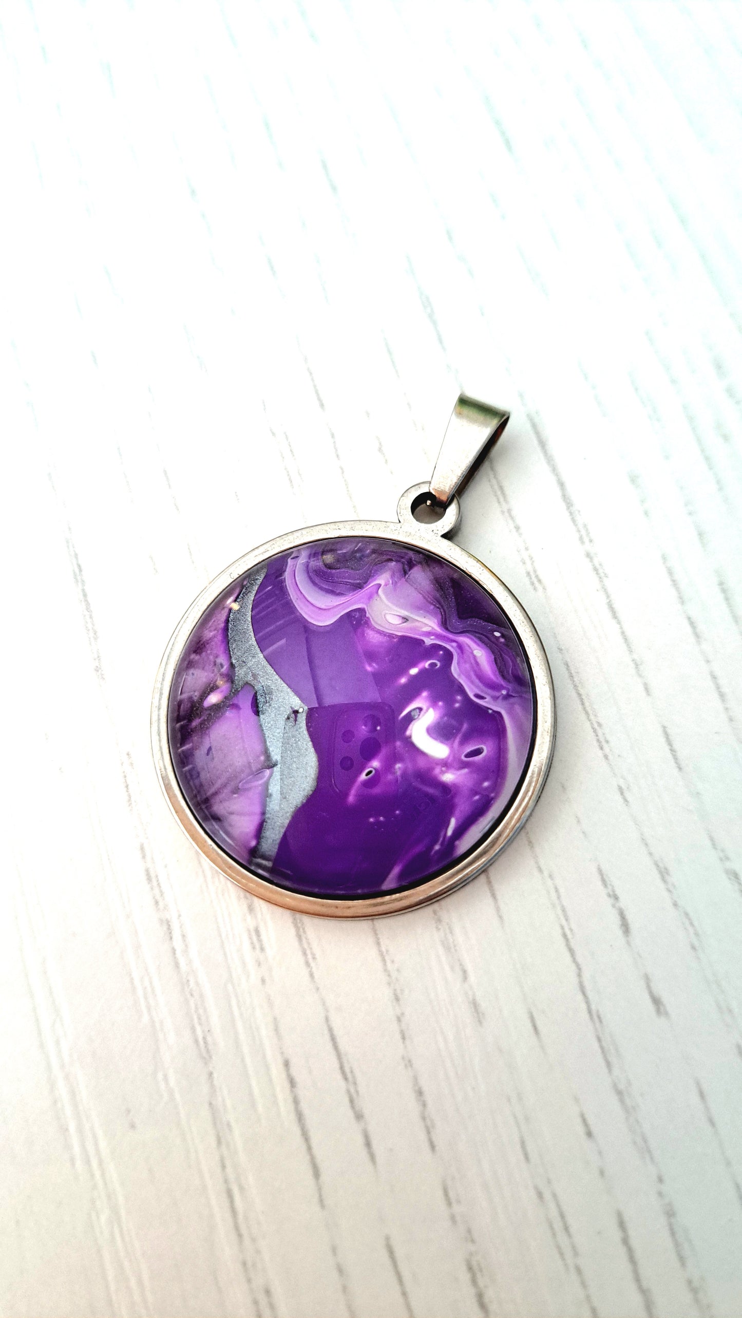 Pendant - Violet flow